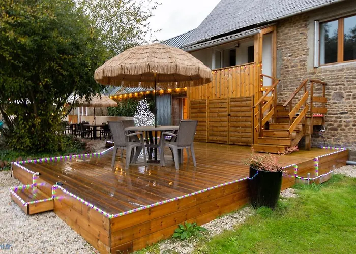 Lägenhet House - Sleeps 6 - Parking - Garden Brece (Mayenne)