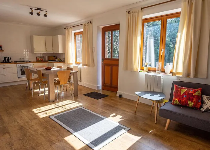 House - Sleeps 6 - Parking - Garden Lägenhet Brece (Mayenne)